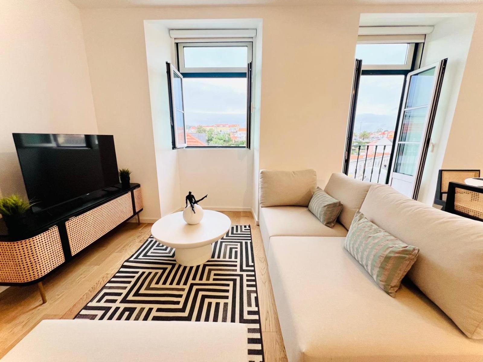 Lisbon Pink House II Beautiful 2 Bedroom Flat In City Center Экстерьер фото